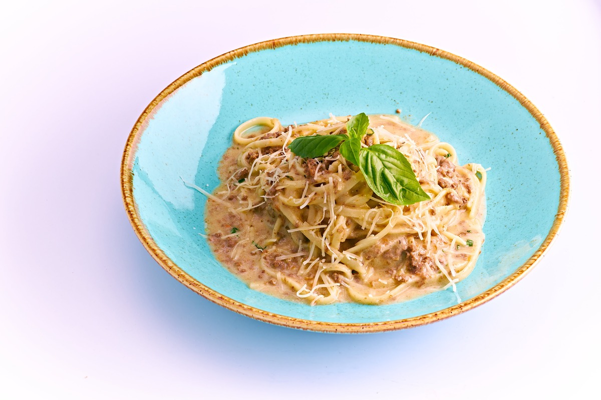 лингвини с мясным рагу