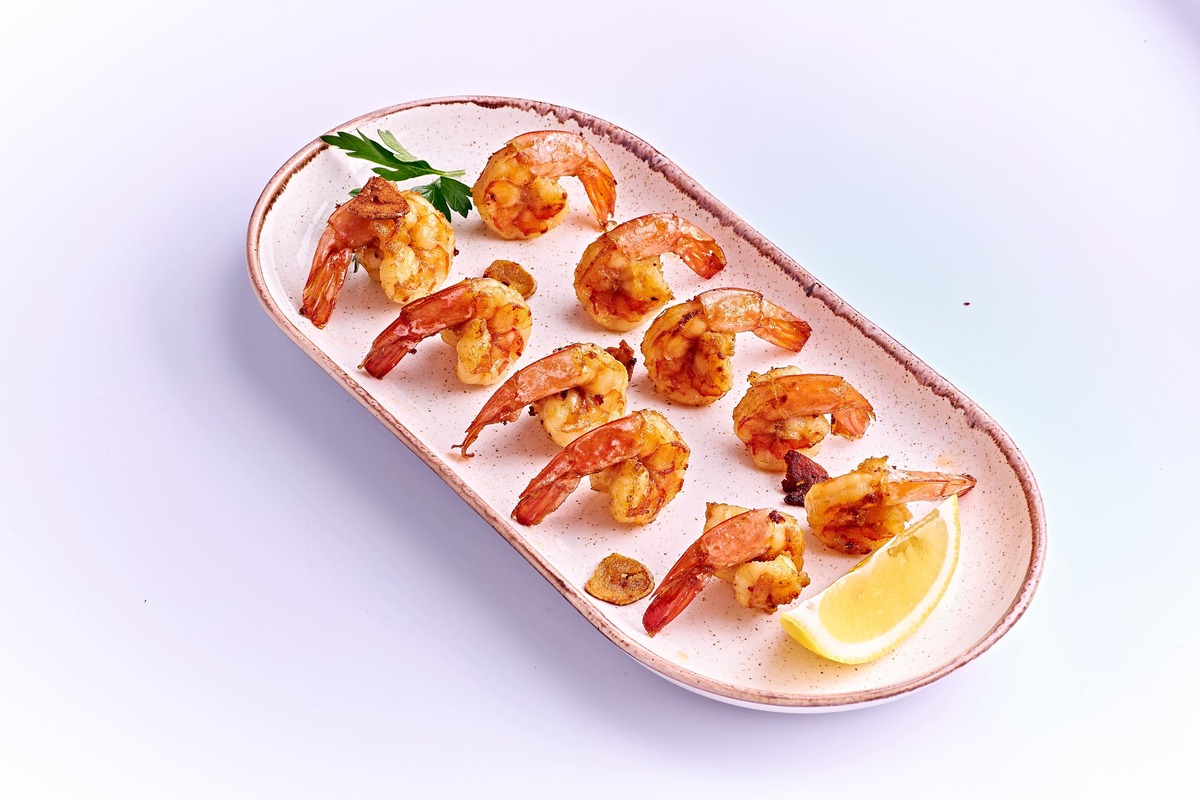 креветки с чесноком